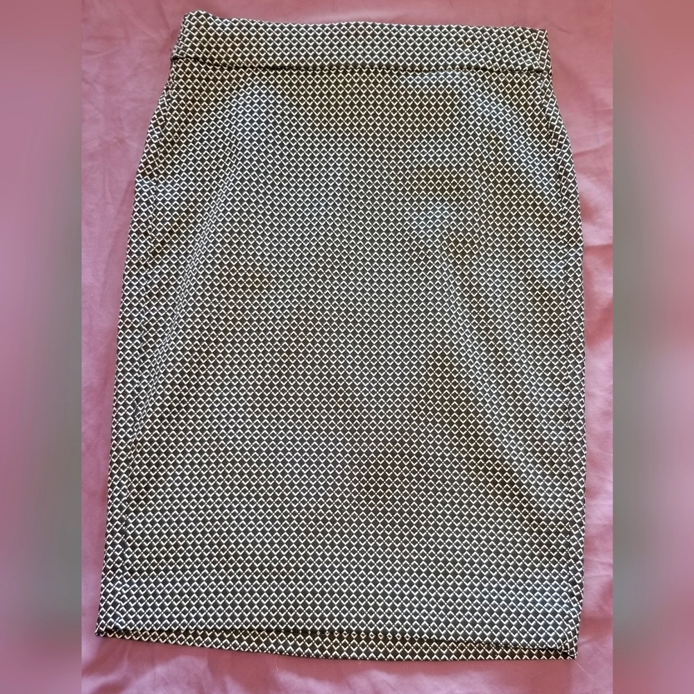 Elle Patterned Pencil Skirt